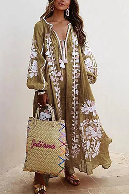 Nelia – Boho Kleid mit Blumenmuster für den Sommer