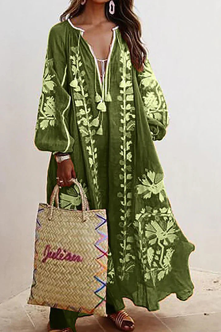 Nelia – Boho Kleid mit Blumenmuster für den Sommer
