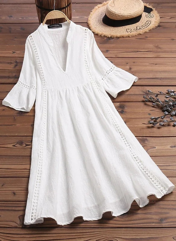 Weißes Tunika-Minikleid für Damen mit Spitzenbesatz und V-Ausschnitt
