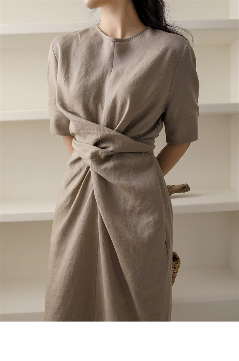 WOLF Unregelmäßiges Kleid aus Leinen in Khaki