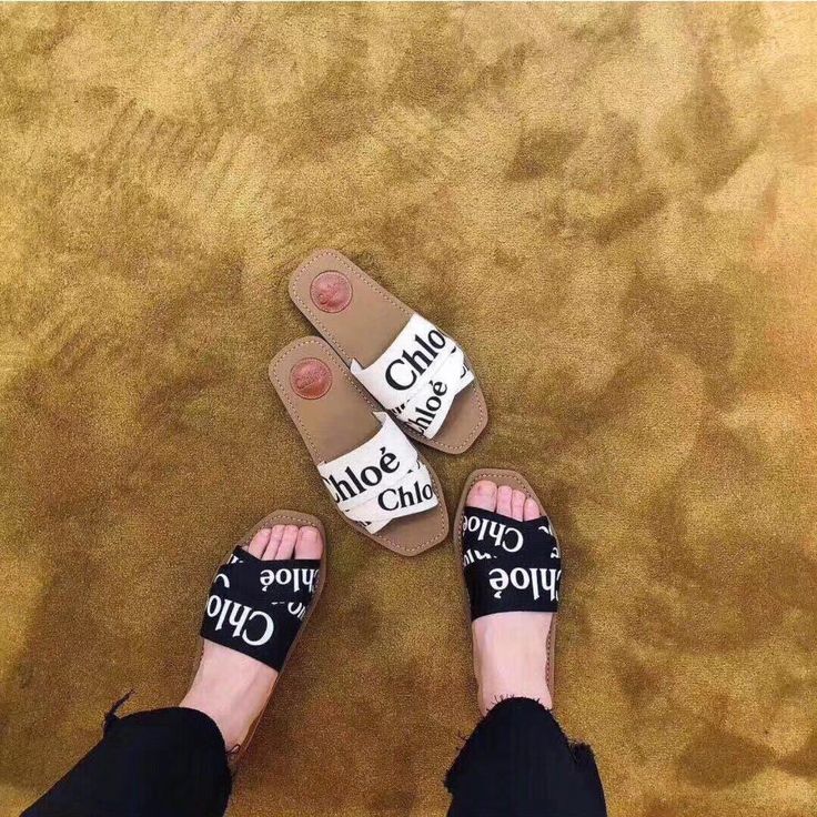 Flache Sandalen von Woody - Lässiger Luxus für den Sommer